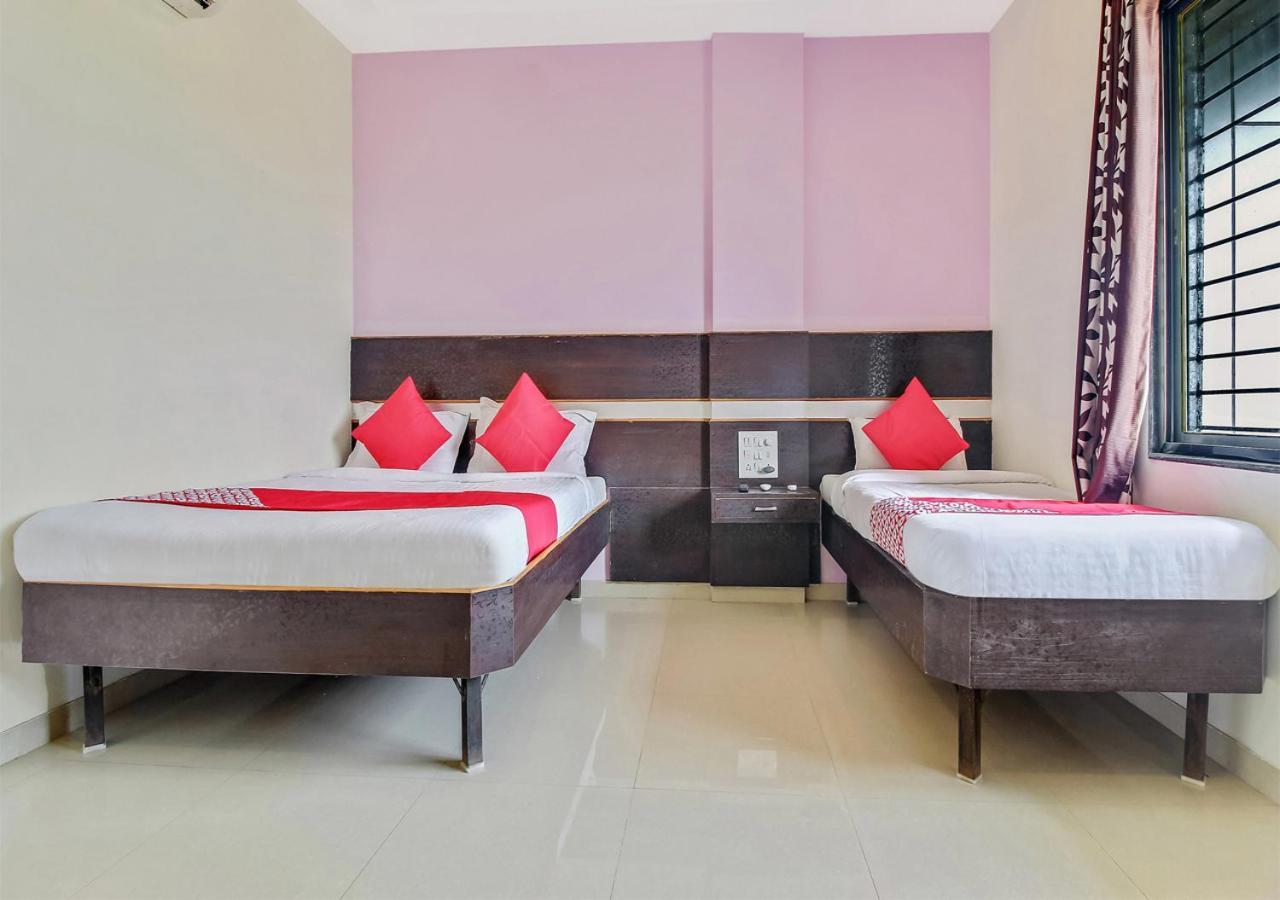 Hotel Wayfare Shirdi Ngoại thất bức ảnh