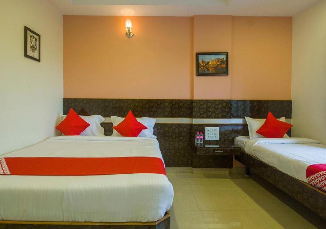Hotel Wayfare Shirdi Ngoại thất bức ảnh