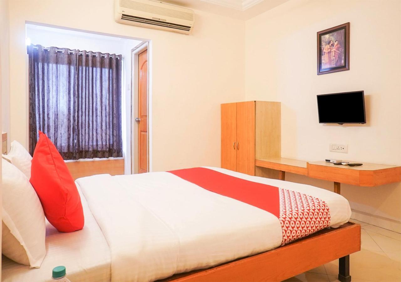 Hotel Wayfare Shirdi Ngoại thất bức ảnh